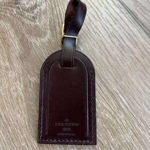 LOUIS VUITTON dark burgundy/brown leather luggage tag